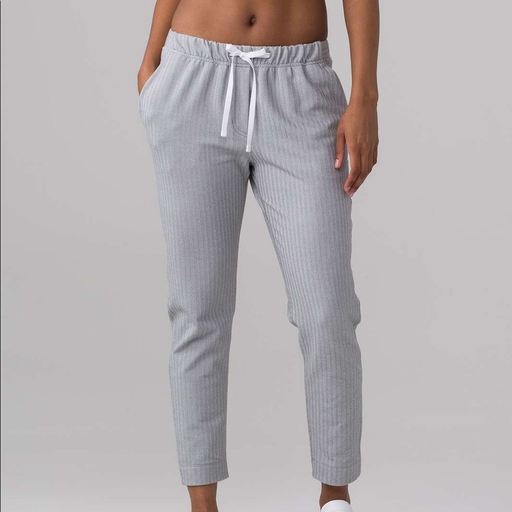 Lululemon Jet Crop Slim